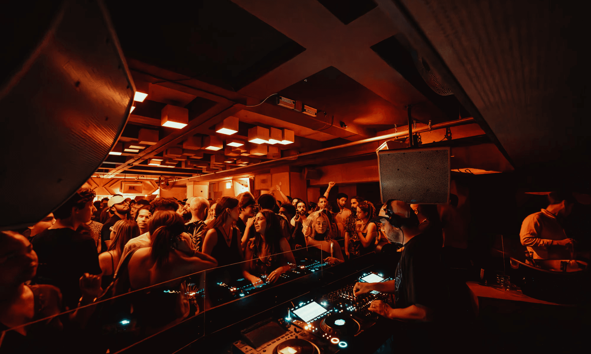 Jolene Sound Room