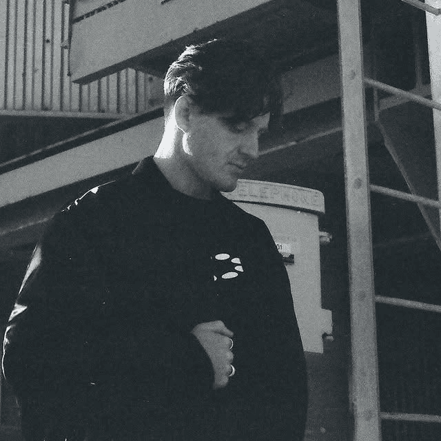 Aaron Hibell