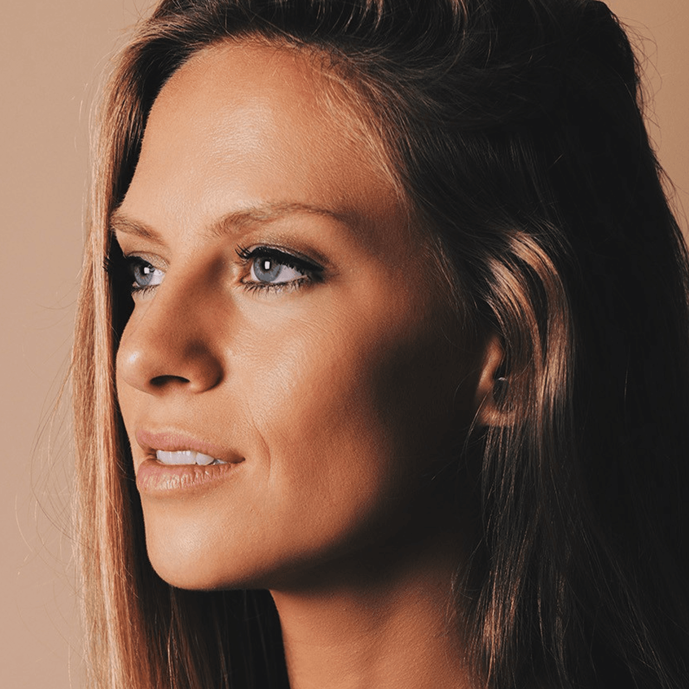 Nora En Pure